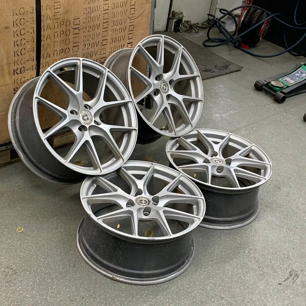 Диски r17 4×100 7,5j et 40 в Ангарске - Запчасти (Авто) в Ангарск
