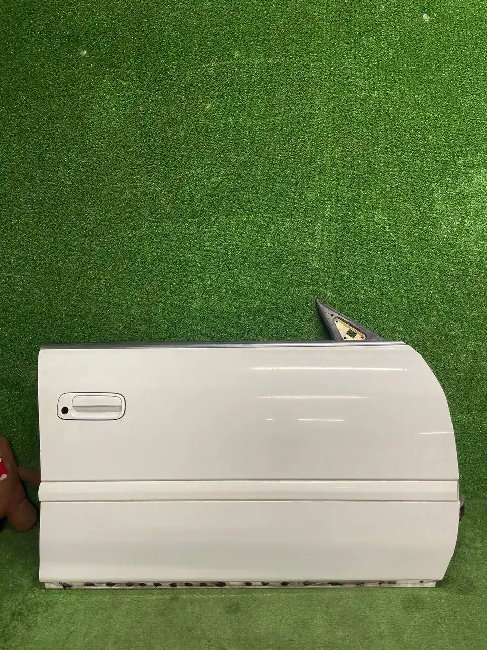 Продам двери на Чайзер 100 - Автозапчасти (Запчасти) в Иркутск