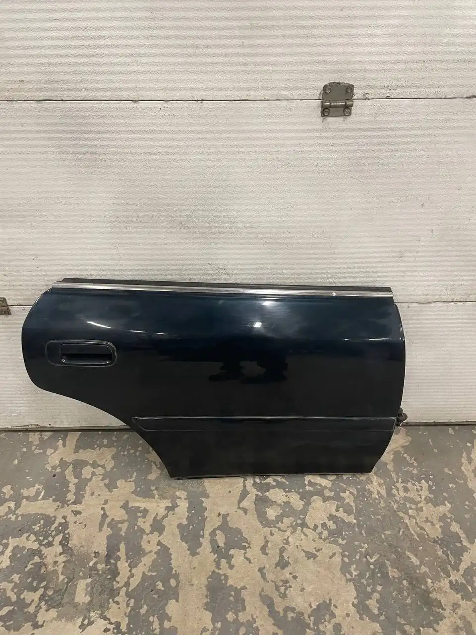 Продам двери на Чайзер 100 - Автозапчасти (Запчасти) в Иркутск