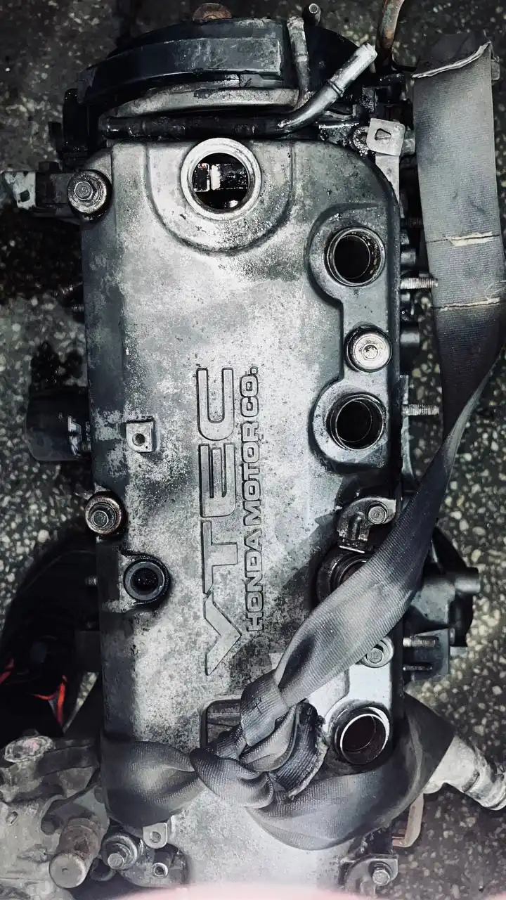 Продажа двигателя F18B - Двигатели (Запчасти) в Иркутск