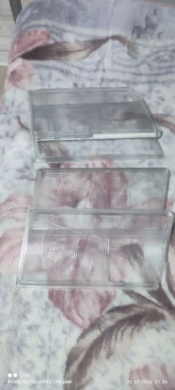 Стекло фары 9-го семейства - Автозапчасти (Запчасти) в Иркутск