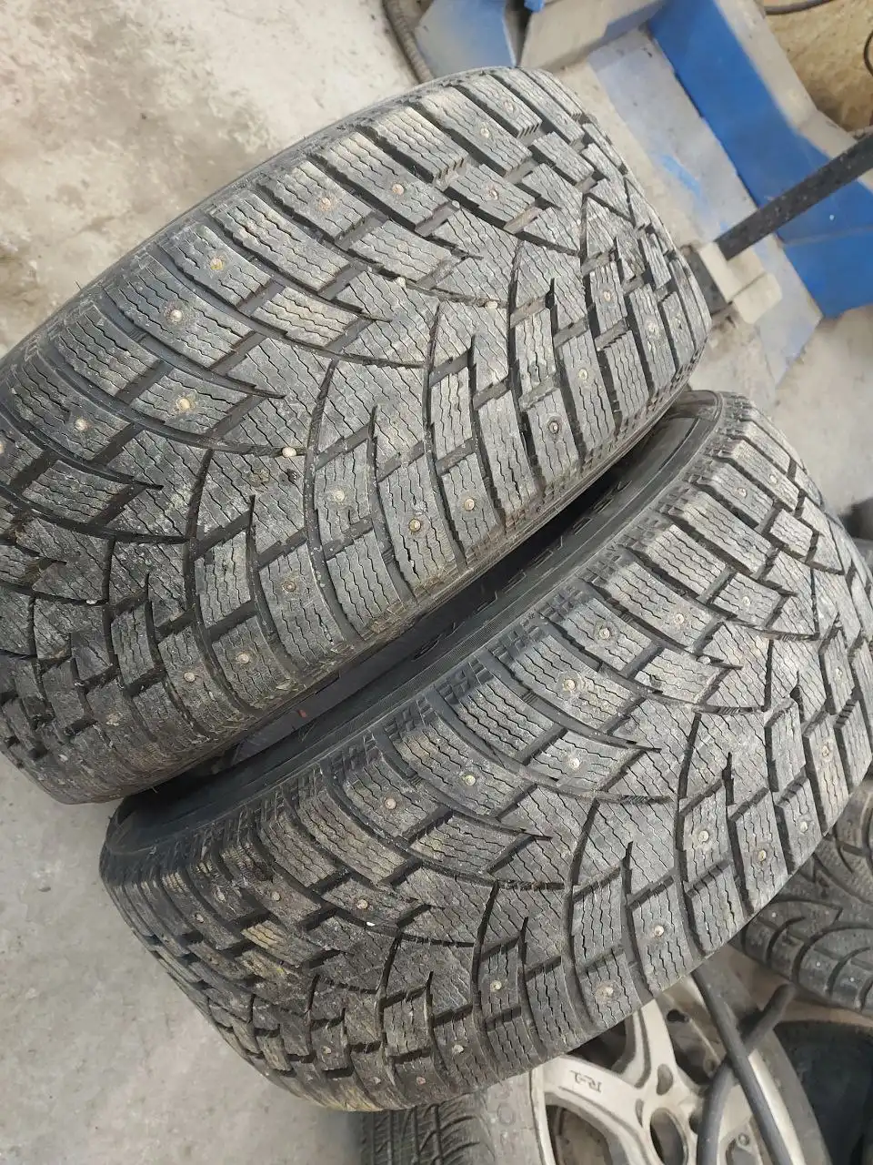 Продажа дисков и резины Subaru STI, Toyota, колес R16, дисков R15 - Диски и шины (Запчасти) в Иркутск