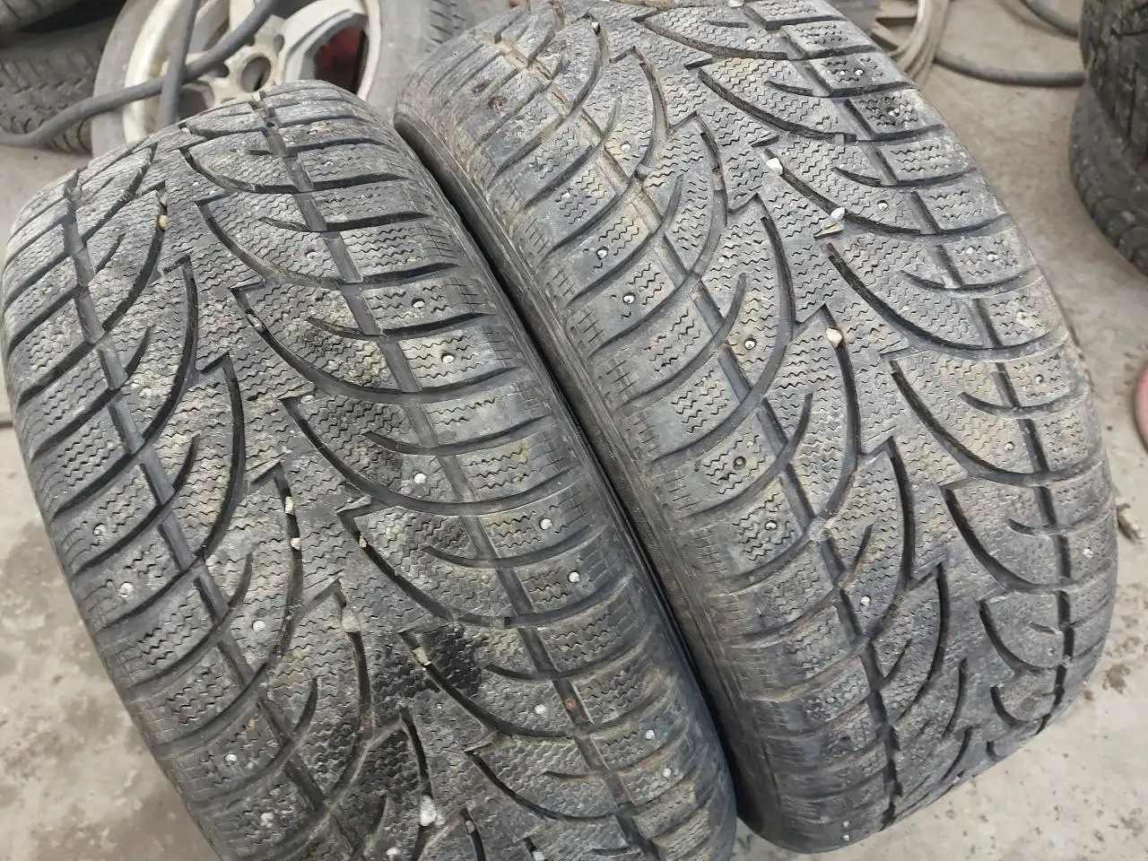 Продажа дисков и резины Subaru STI, Toyota, колес R16, дисков R15 - Диски и шины (Запчасти) в Иркутск