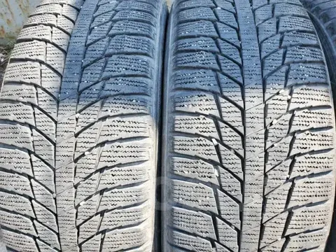 Шины 225/55R17 Triangle PL01 идеальное состояние - Запчасти для сельхозтехники в Иркутск