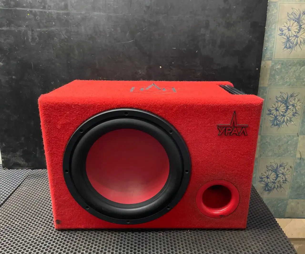 Продажа автозвука: сабвуфер, магнитола, усилитель - Автозвук (Авто) в Улан Удэ