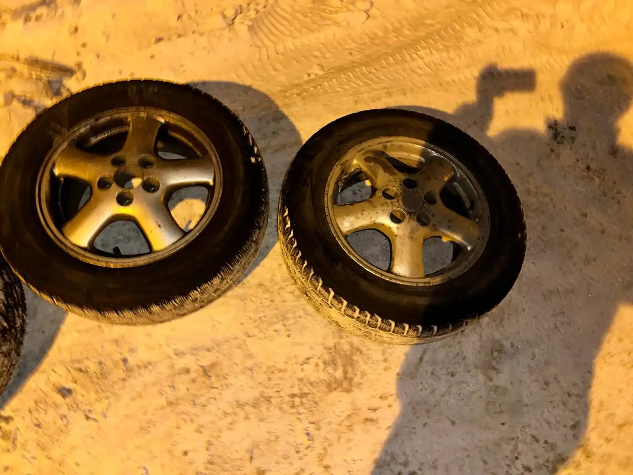 Продажа туриков R-16 205/65 - Шины и диски (Авто) в Иркутск