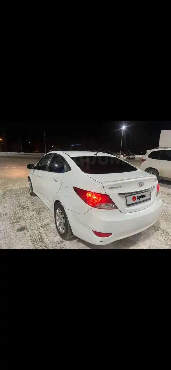 Продажа автомобиля Hyundai Accent 2011 года - Авто в Иркутск