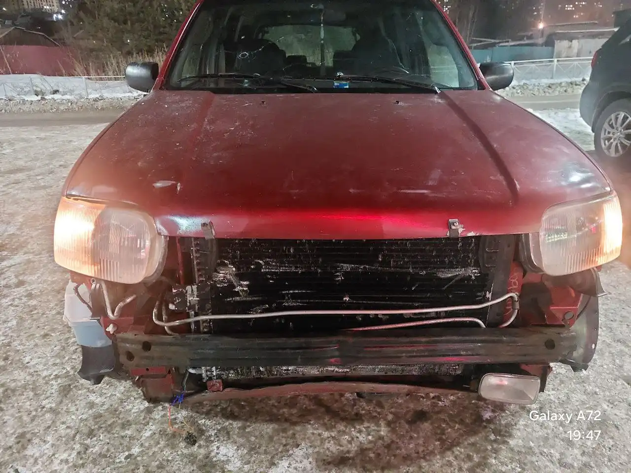 Продам Ford Escape после легкого ДТП - Авто в Иркутск