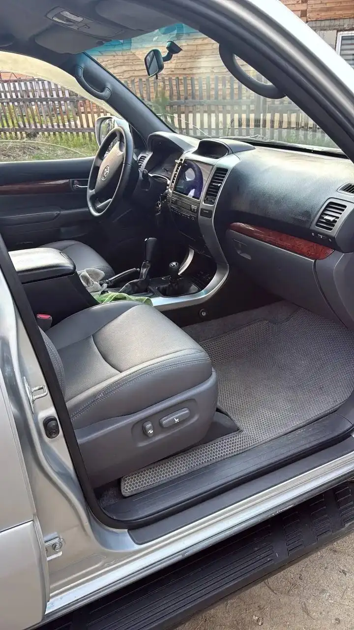 Toyota Land Cruiser Prado 2006 года - Внедорожники (Авто) в Иркутск