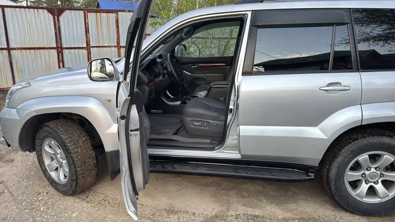Toyota Land Cruiser Prado 2006 года - Внедорожники (Авто) в Иркутск