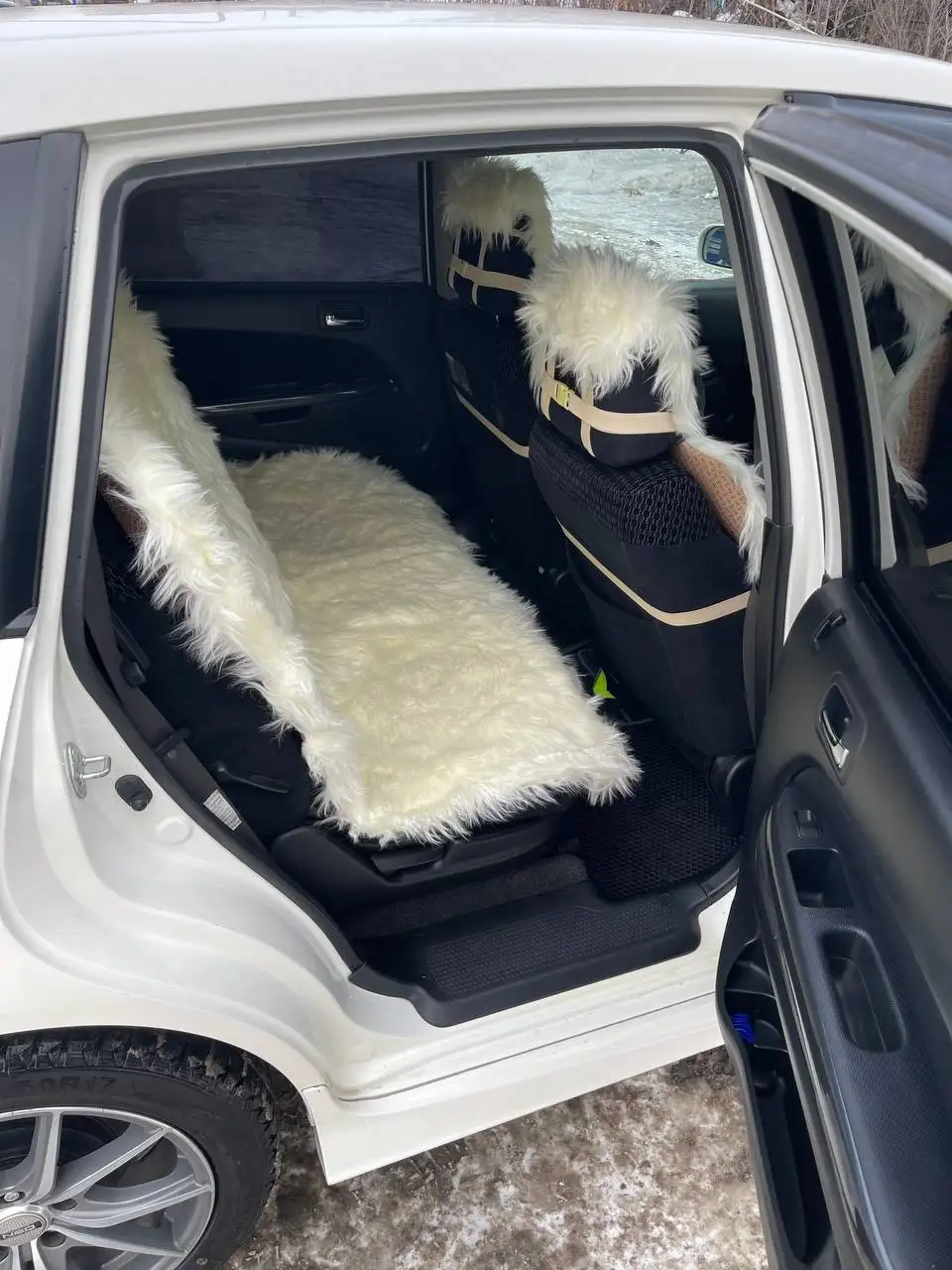 Продажа 7-местного автомобиля в отличном состоянии - Авто в Иркутск