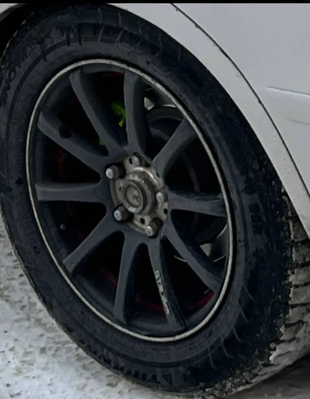 Диски GTR Sport R16 5-114.3 с зимней резиной - Диски и шины (Авто) в Иркутск