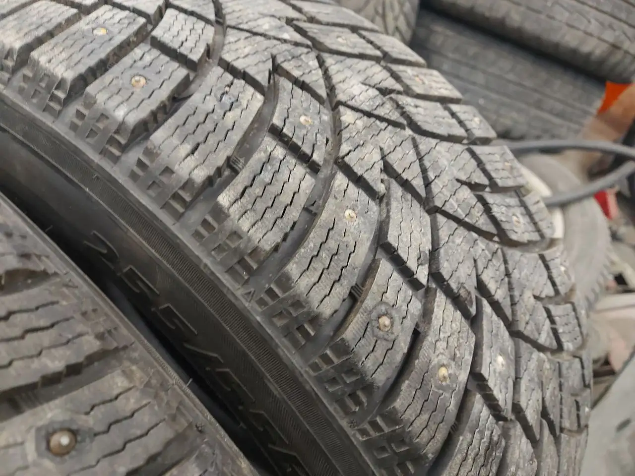 Продажа дисков и резины Subaru STI, Toyota и другие - Запчасти (Авто) в Иркутск