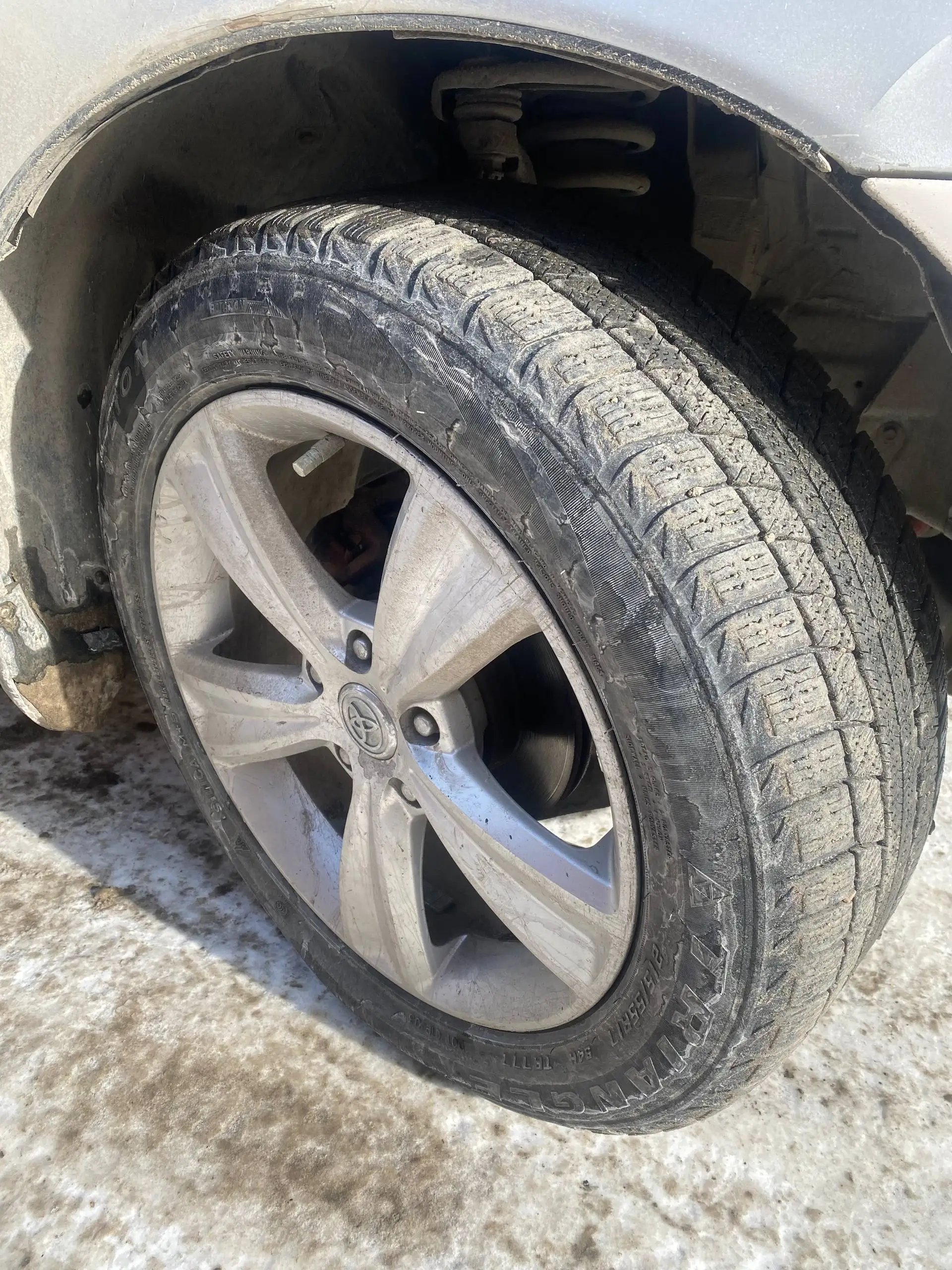 Диски R17 5*114 с зимней резиной Triangle - Диски и шины (Авто) в Иркутск