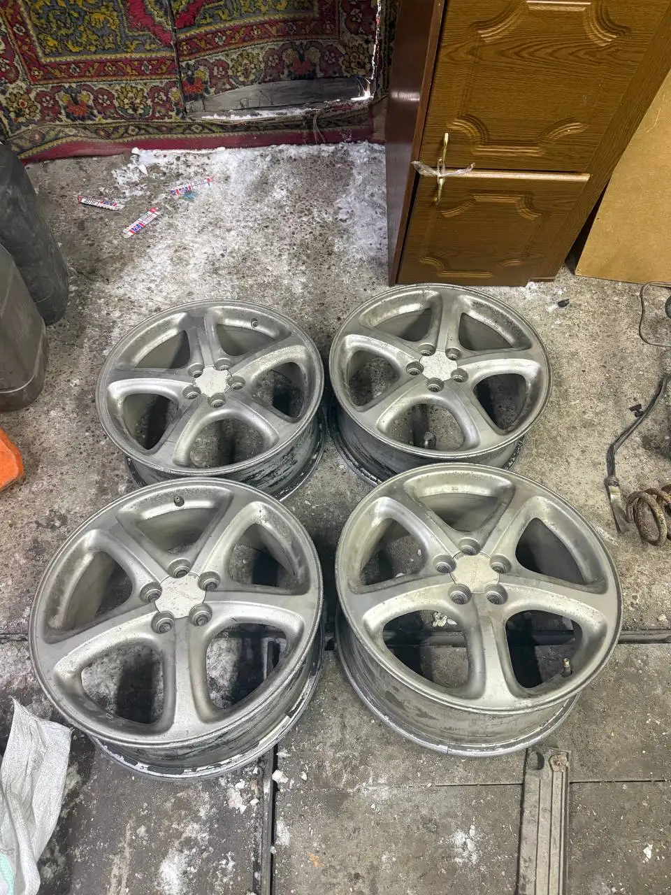 Оригинальные диски SUBARU R17 5х100 - Диски (Запчасти) в Иркутск