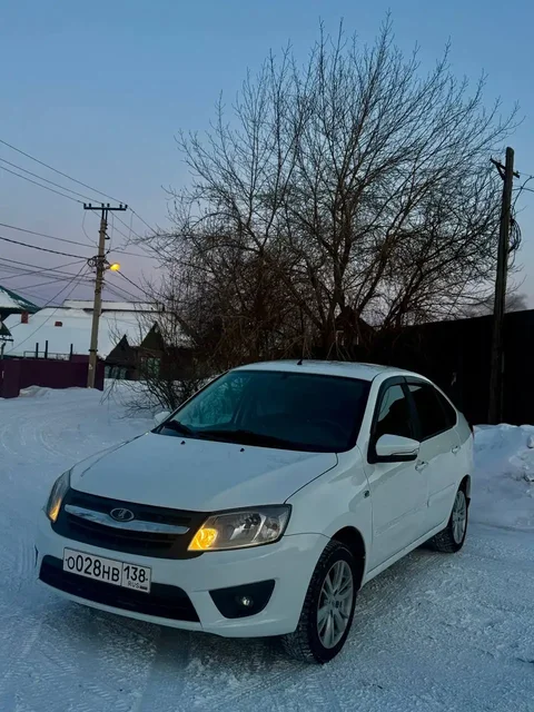 Продам Лада Гранта 2017 года в отличном состоянии - Авто в Иркутск