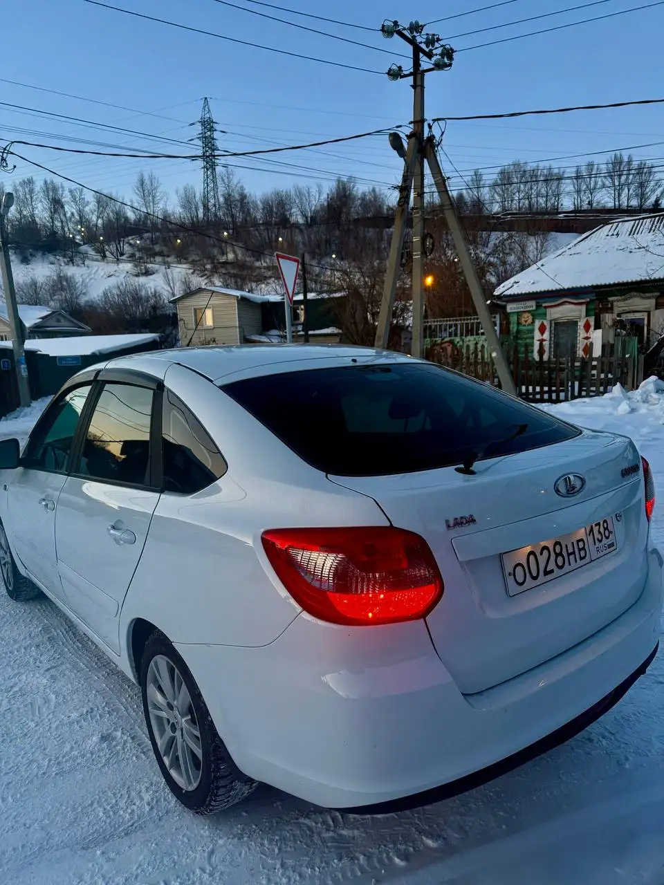 Продам Лада Гранта 2017 года в отличном состоянии - Легковые автомобили (Авто) в Иркутск