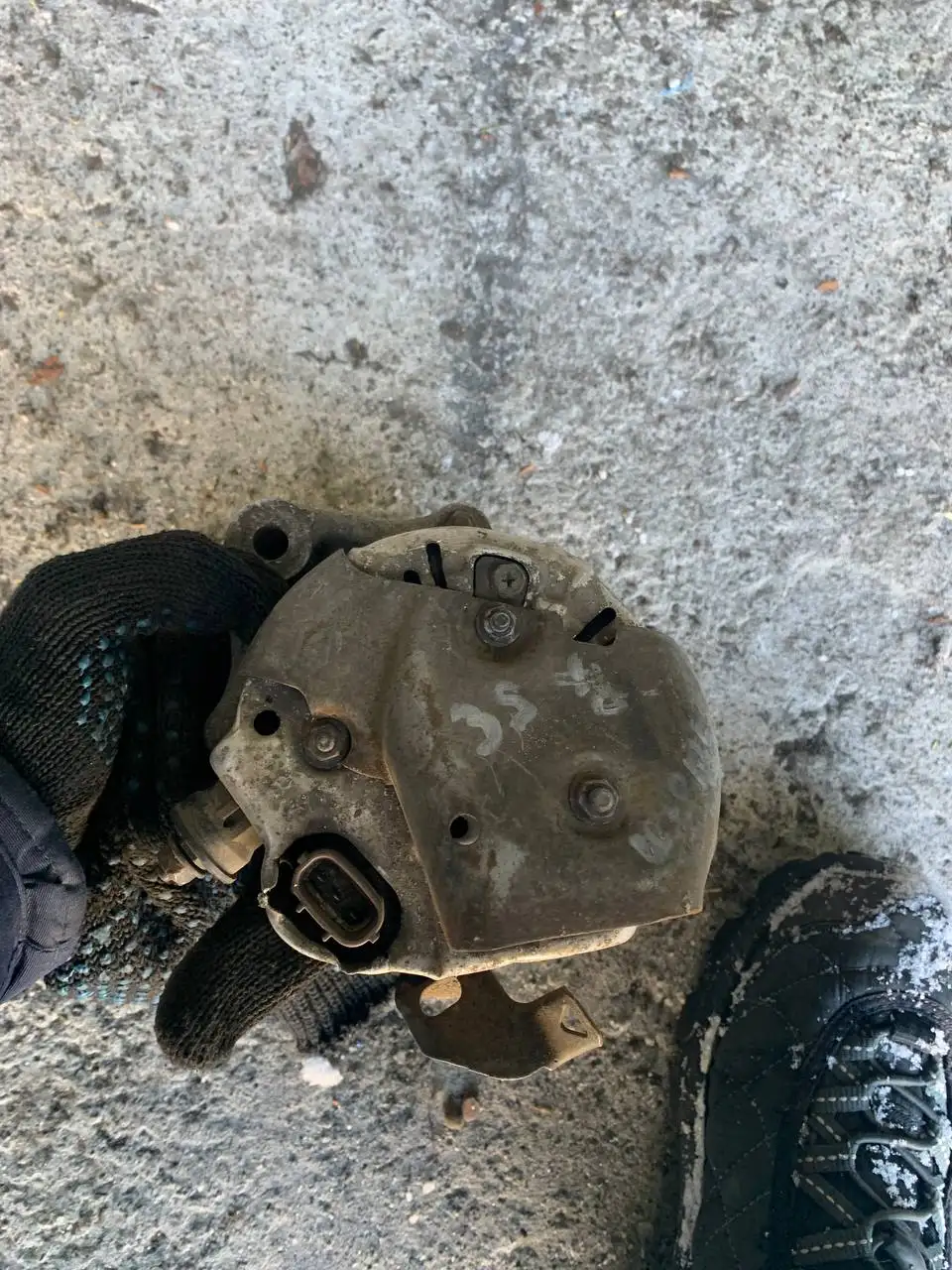 Продажа генератора 3S с премики - Автозапчасти (Запчасти) в Иркутск