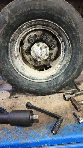 Куплю задние диски R14 шести дырые для Исудзу Эльф - Запчасти в Иркутск