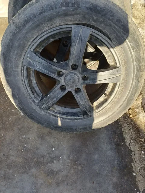 Продажа литья R15 с резиной и баллонами - Аудио оборудование в Иркутск