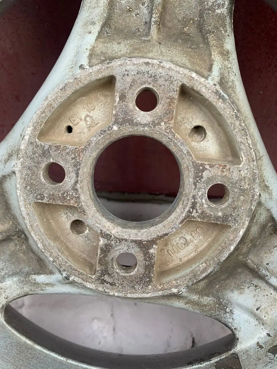 Диски на ВАЗ ELBA EB3150 (1996) с резиной - Диски и шины (Запчасти) в Иркутск