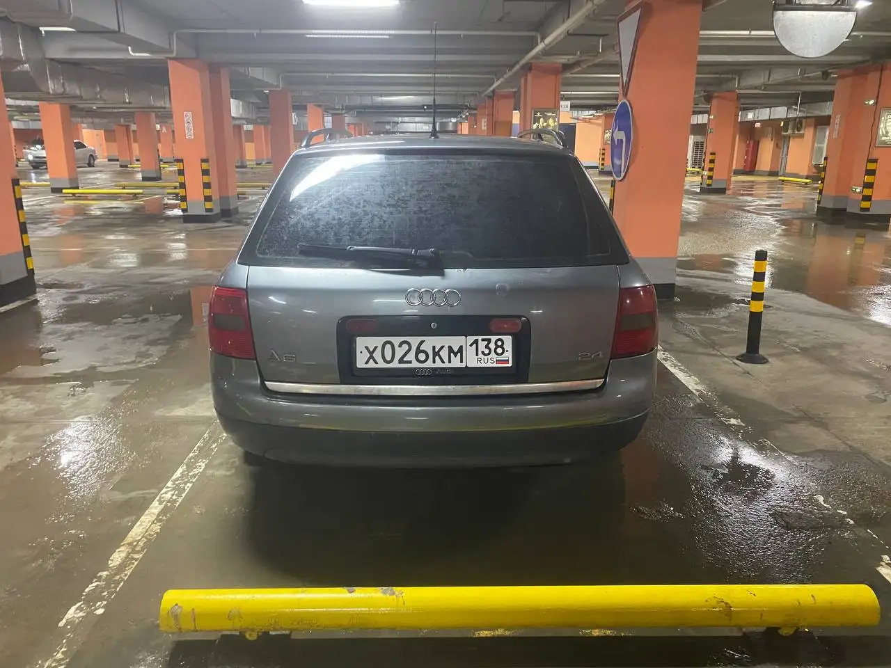 Продажа автомобиля 2000 года выпуска с механической коробкой передач - Легковые автомобили (Авто) в Иркутск