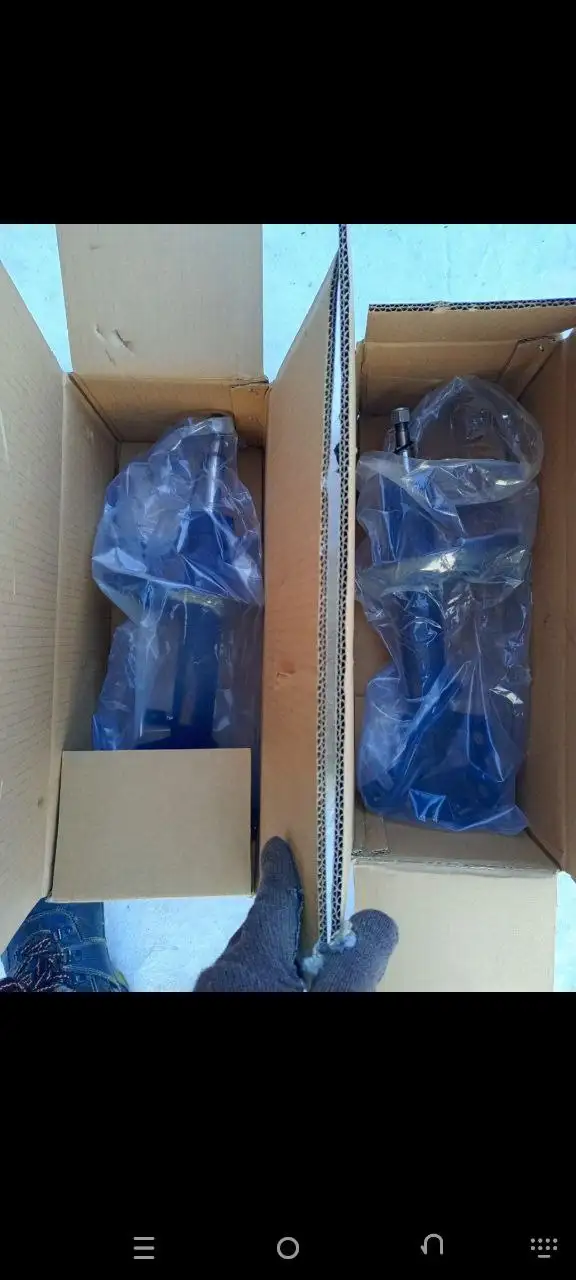 Стойки передние для Toyota Corolla 107 - Подвеска/амортизаторы (Запчасти) в Иркутск