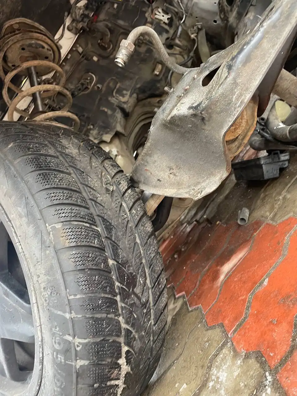 Продам диски R15 4x114.3 с резиной Triangle - Запчасти (Авто) в Иркутск