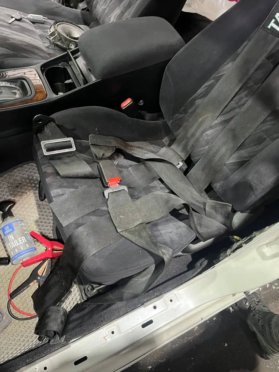 Продажа новых 4-точечных ремней Takata в Иркутске - Ремни безопасности (Запчасти) в Иркутск