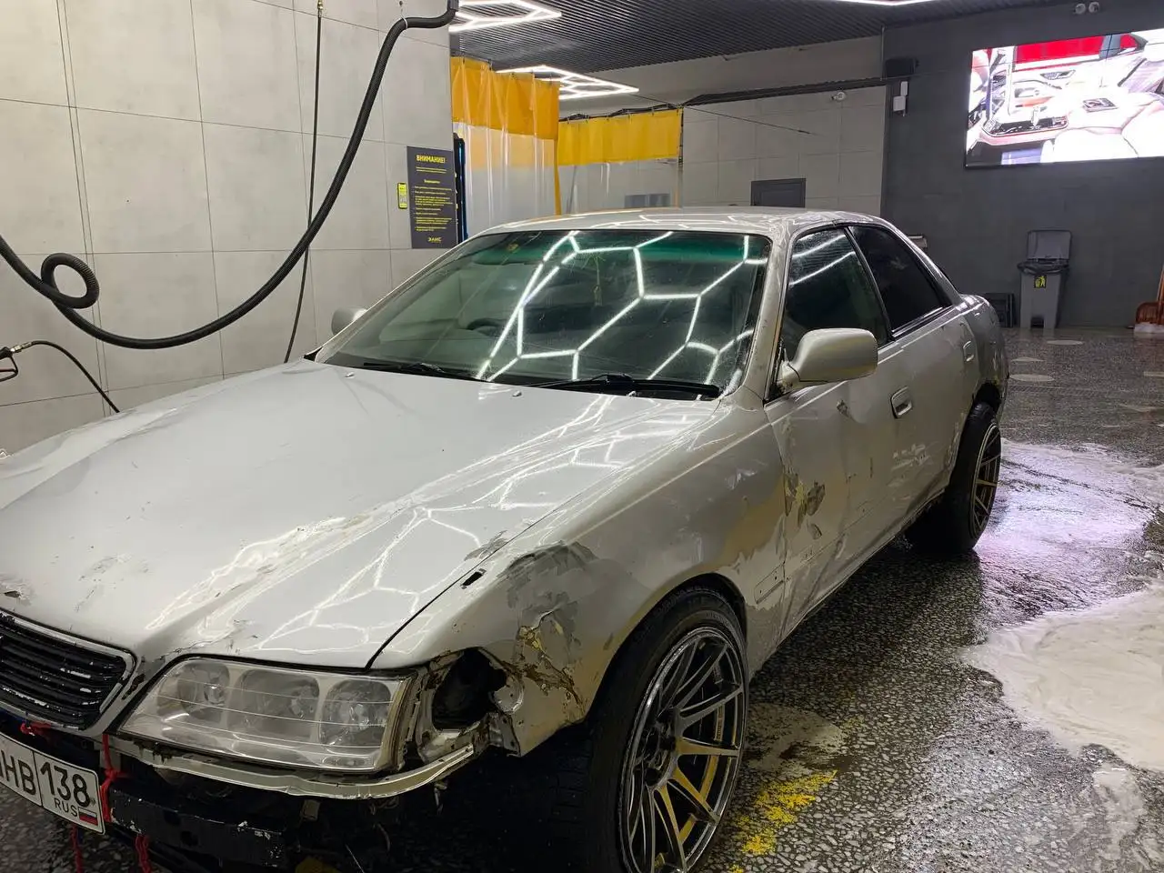 Продажа автомобиля BMW 2.0 с отличным двигателем - Авто в Иркутск