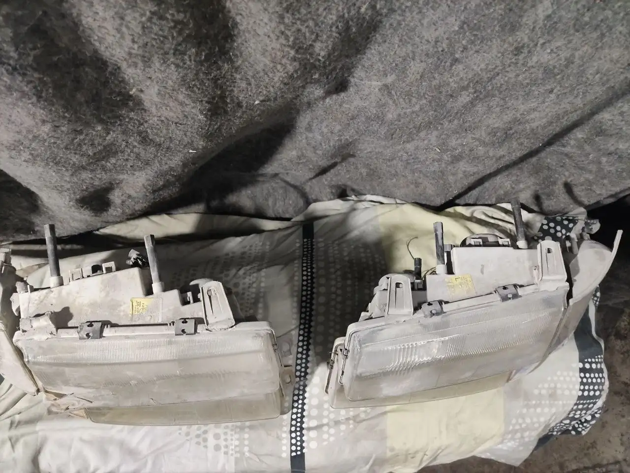 Автозапчасти: фары, поворотники, ДМРВ - Автозапчасти (Запчасти) в Усолье