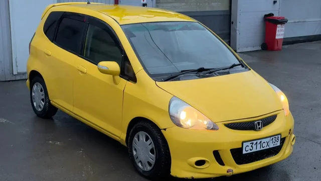 Продам Honda Fit 1.5 литра - Выкуп авто в Иркутск