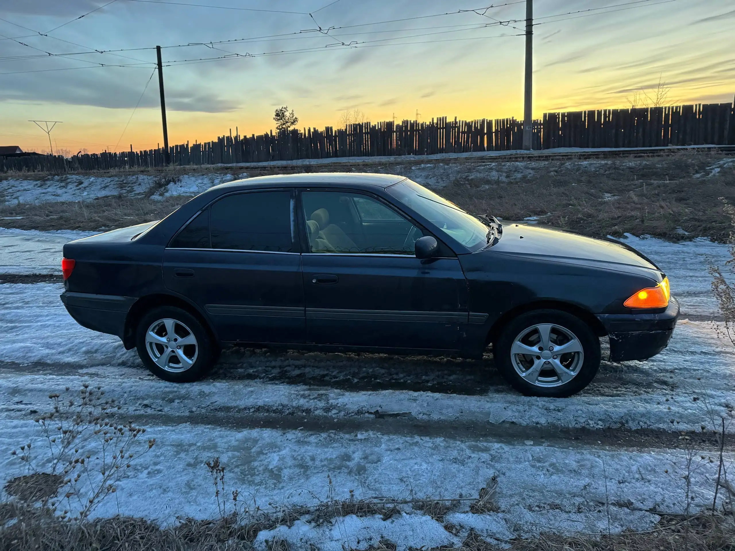 Продам Карину 1996 года - Авто в Иркутск