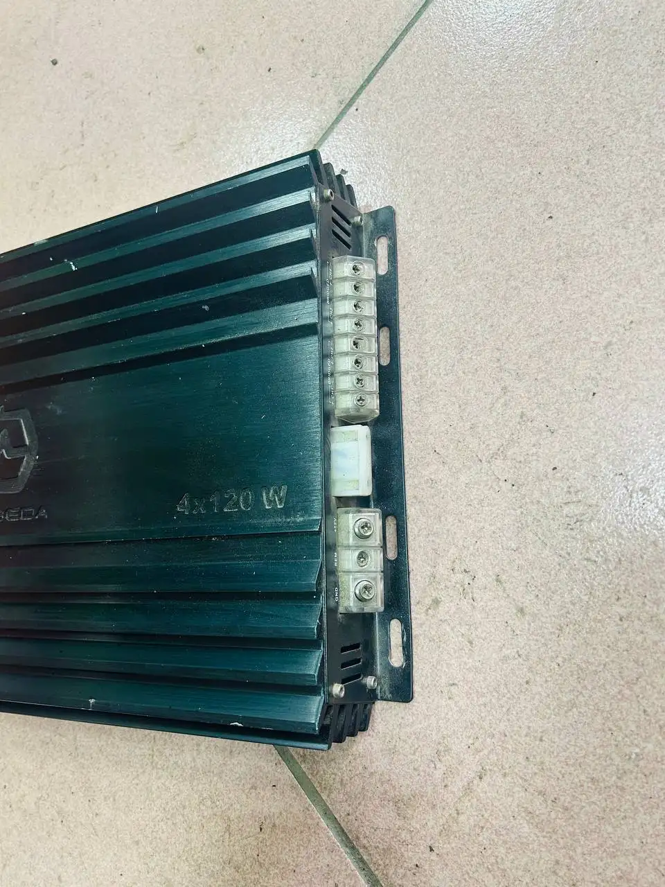 Продажа саба и усилителя - Аудиотехника (Электроника) в Иркутск