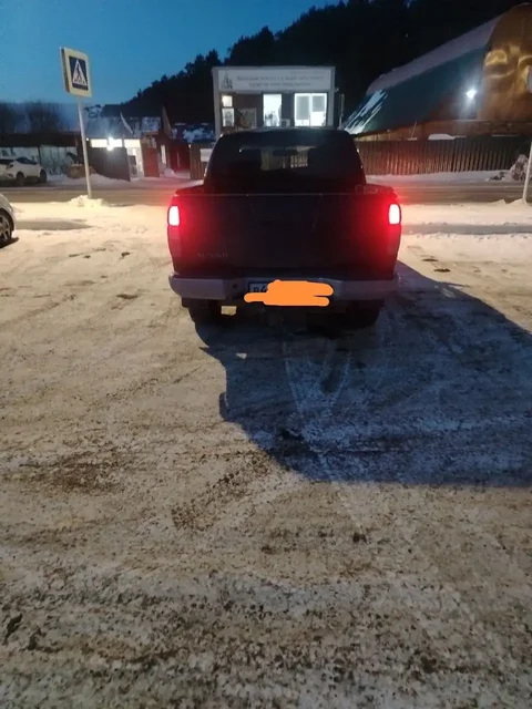 Продажа Ниссан Навара 2010 года - Тонировка в Иркутск