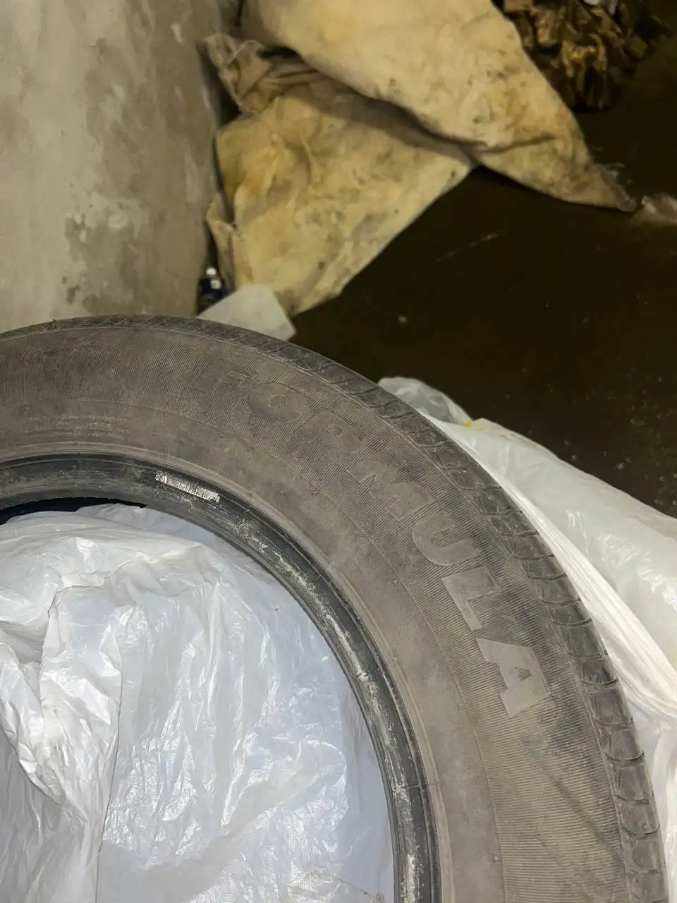 Продам резину Formula 195/65/R15 - Шины и диски (Авто) в Иркутск