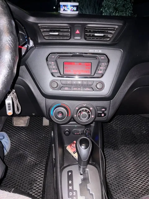 Продажа автомобиля 2015 года с двумя хозяевами - Тонировка в Иркутск