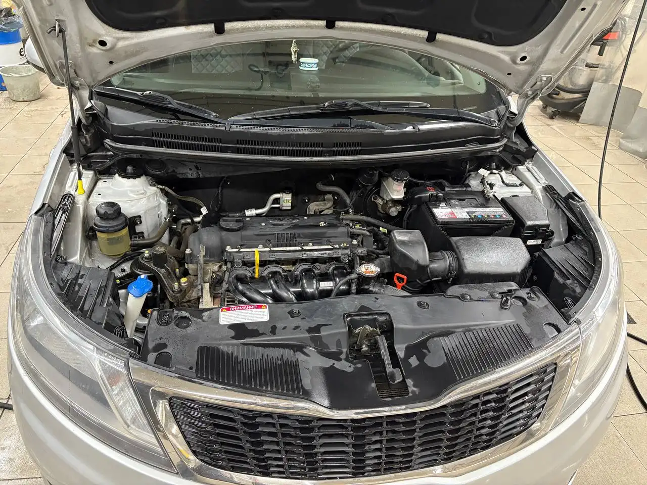 Продажа автомобиля 2015 года с двумя хозяевами - Авто в Иркутск