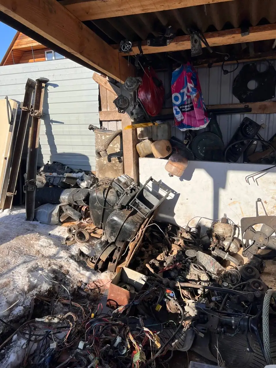 Запчасти ВАЗ классика и другие - Автомобильные запчасти (Запчасти) в Хомутово