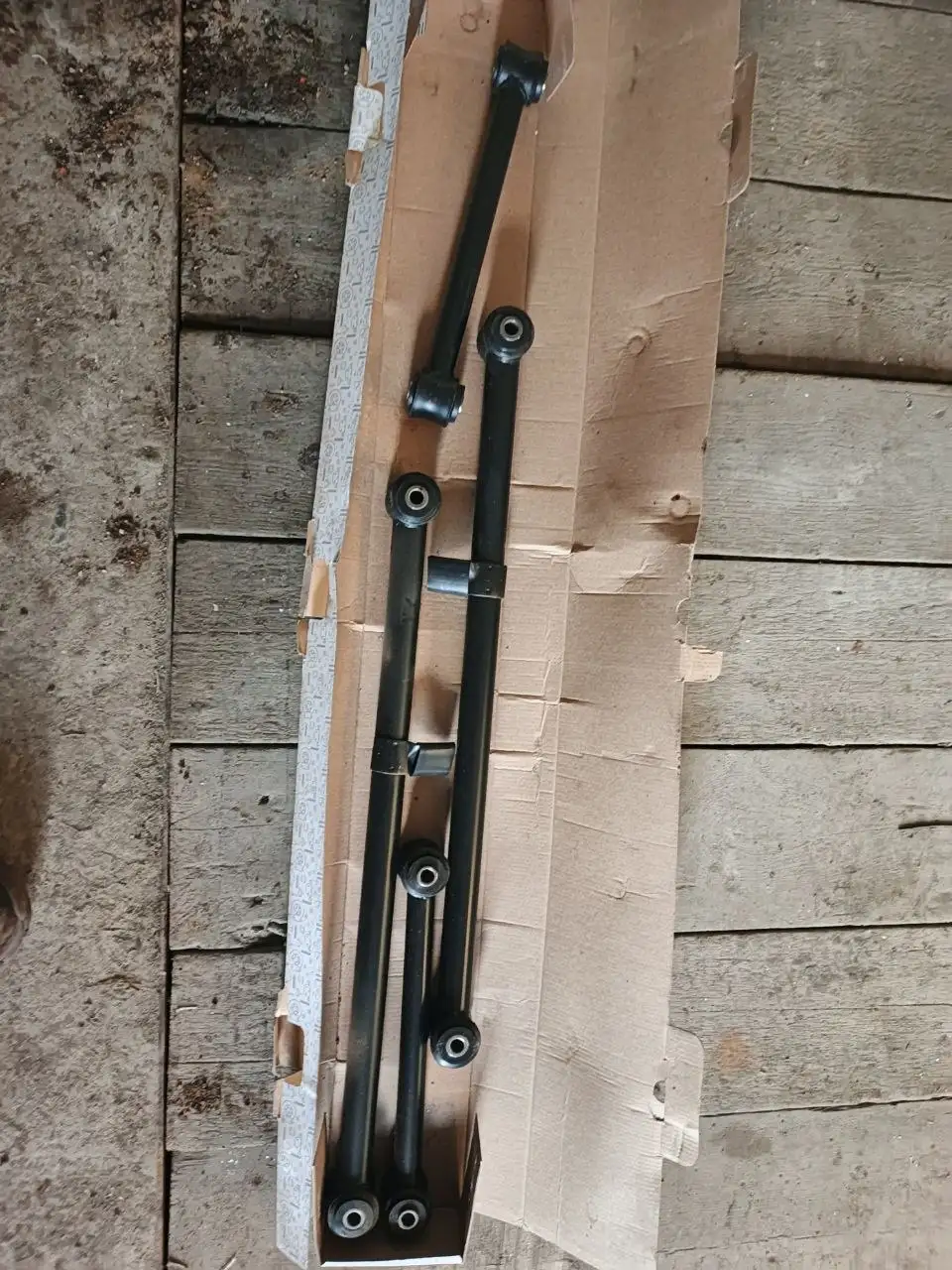 Продажа шлифмашинки, реактивных тяг ВАЗ 2107 и аккумулятора 60А в Иркутске - Автозапчасти для ВАЗ (Запчасти) в Иркутск