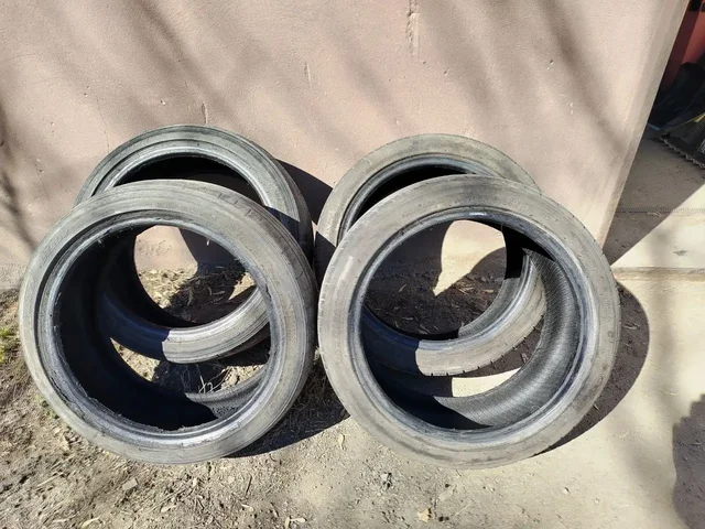 Продам летние шины 195/45 16 - Автосигнализации в Иркутск