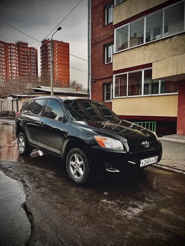Продажа автомобиля Toyota RAV4 2010 года - Автосигнализации в Иркутск