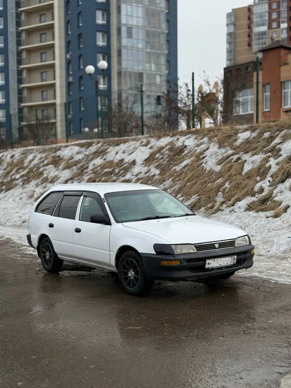 Продажа Toyota Corolla 1999 года - Легковые автомобили (Авто) в Иркутск