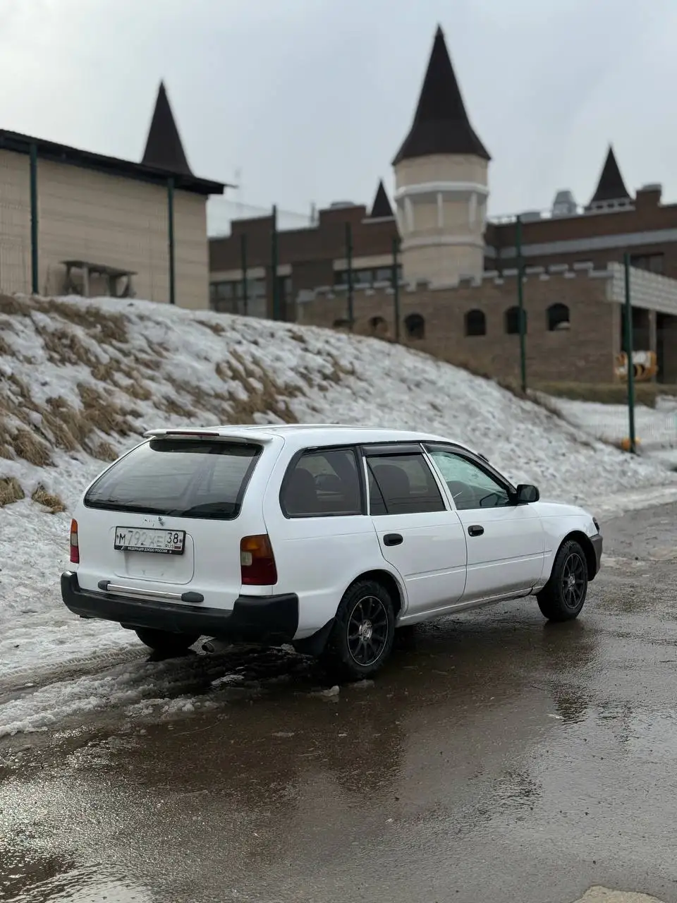 Продажа Toyota Corolla 1999 года - Легковые автомобили (Авто) в Иркутск