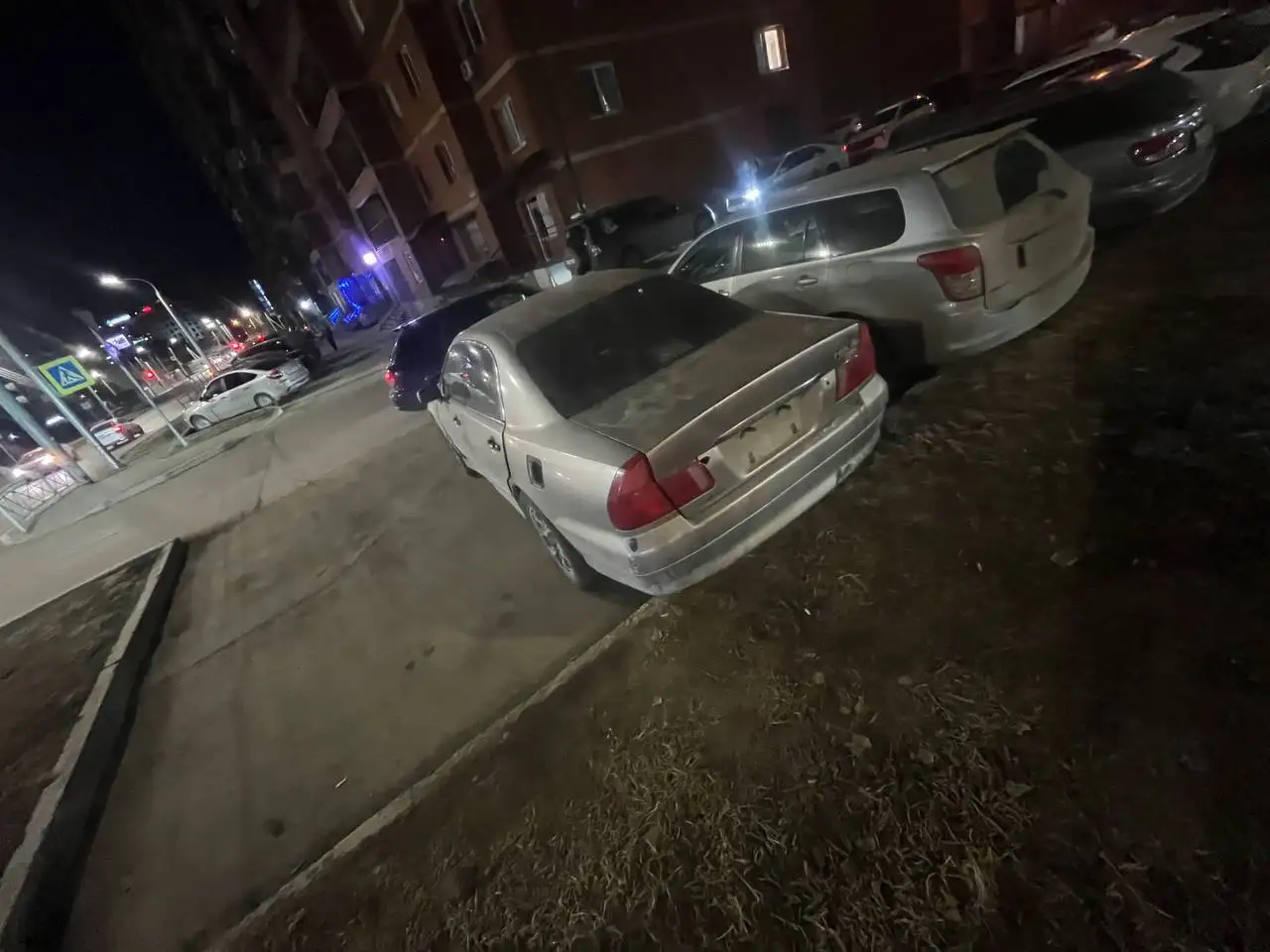 Продажа автомобиля Toyota Land Cruiser 100 - Внедорожники (Авто) в Иркутск