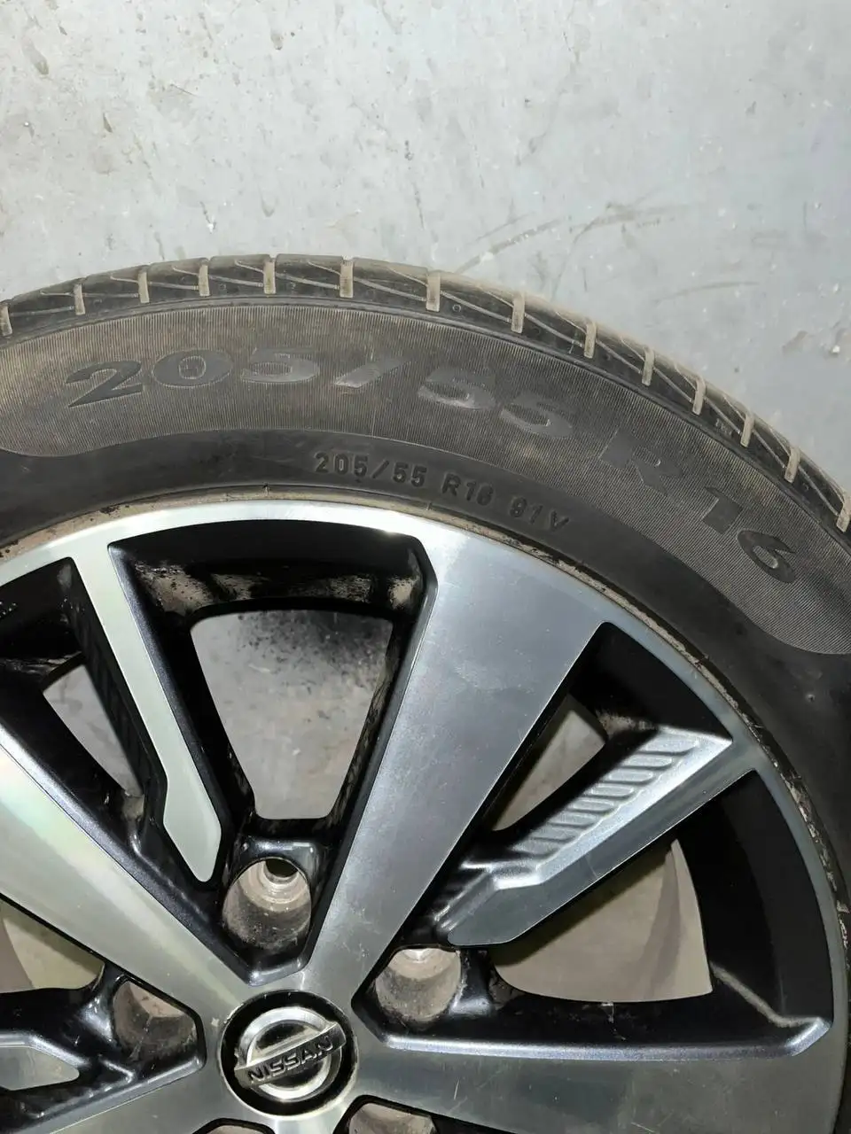 Комплект оригинальных дисков Ниссан б/п 16/205/55 лето - Запчасти (Авто) в Иркутск