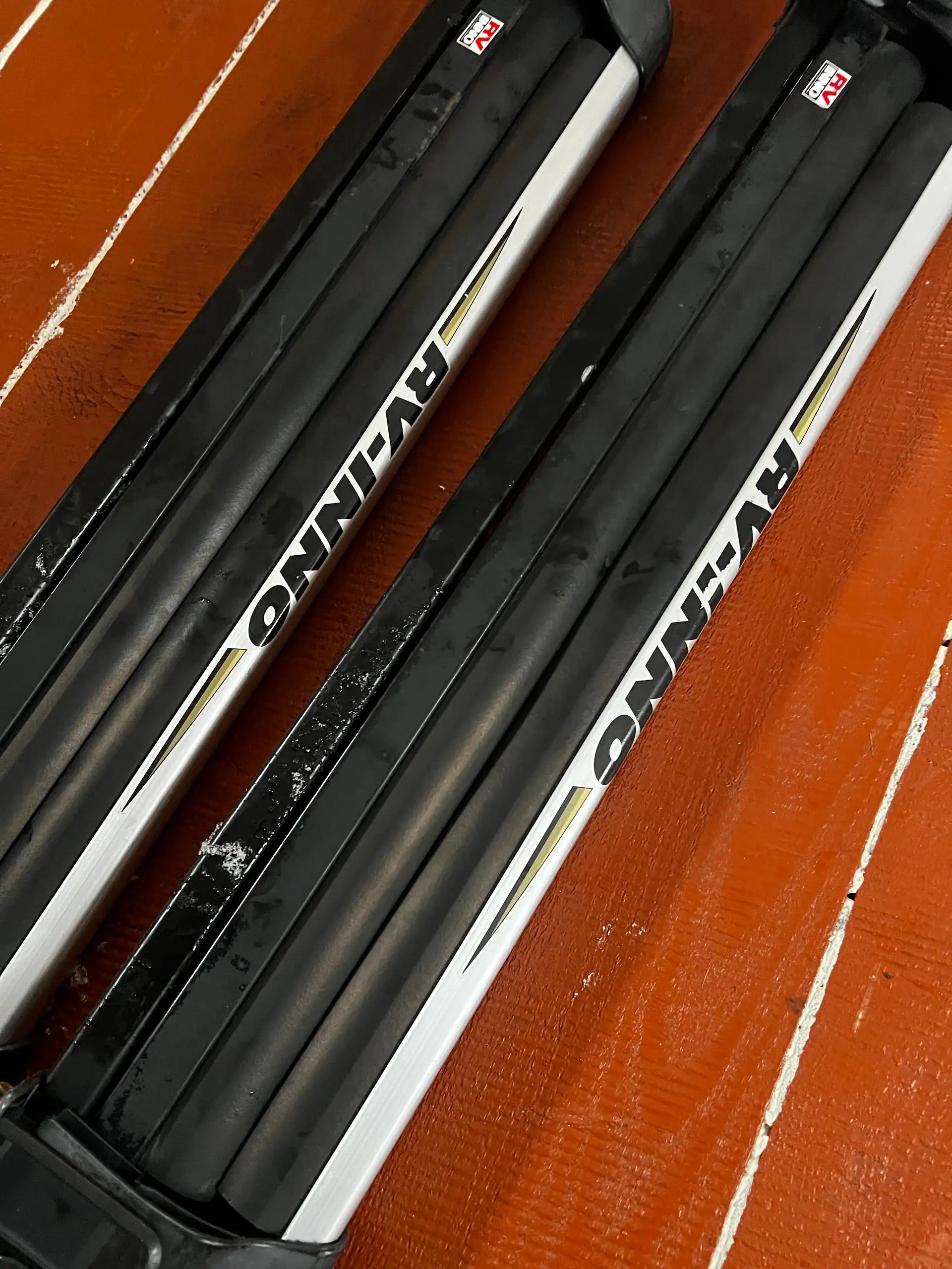 Крепления для лыж и сноуборда RV inno с ключом и резинками - Спортивный инвентарь (Хобби и отдых) в Иркутск