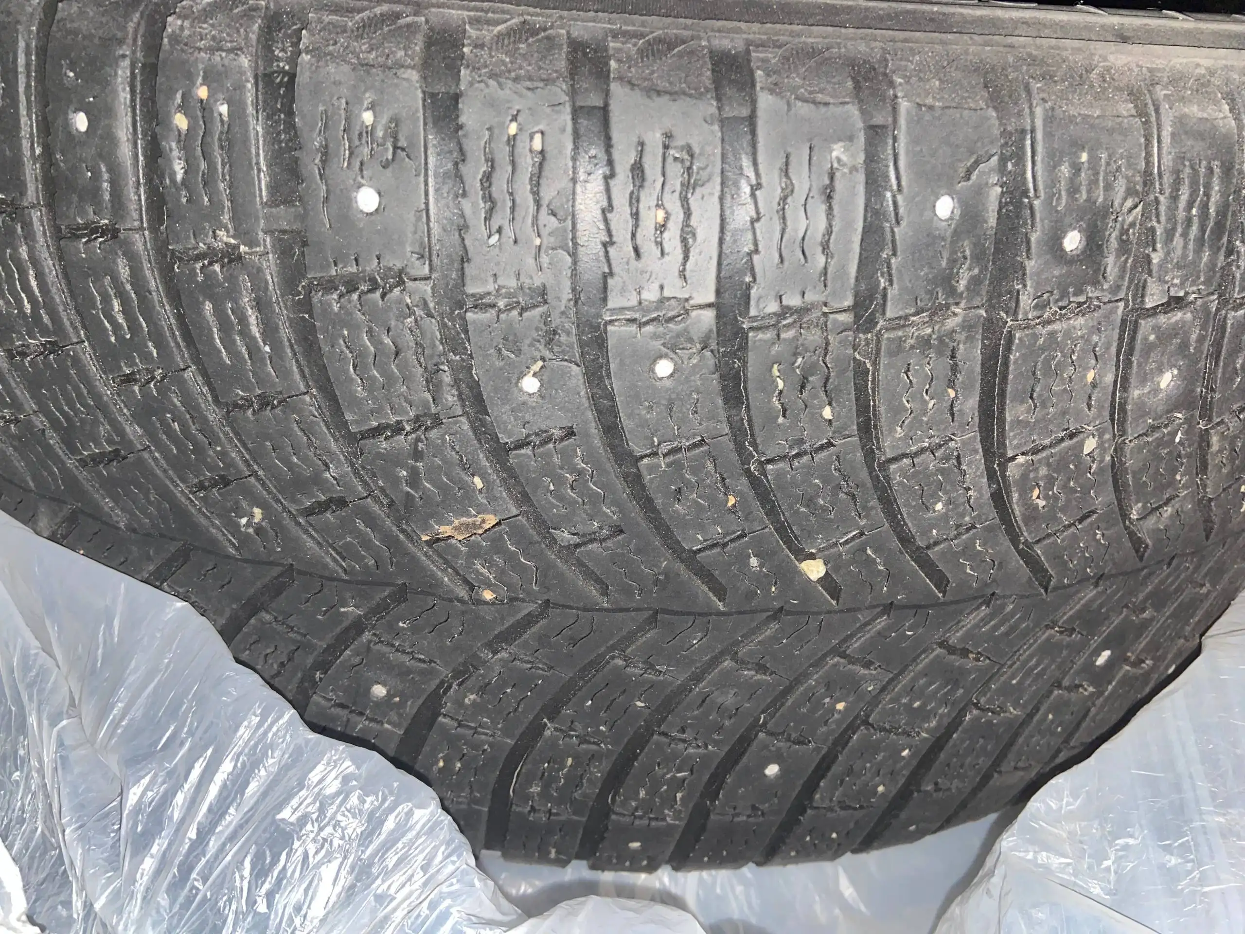 Продажа зимней резины Michelin R19 265/50 - Шины и диски (Авто) в Иркутск