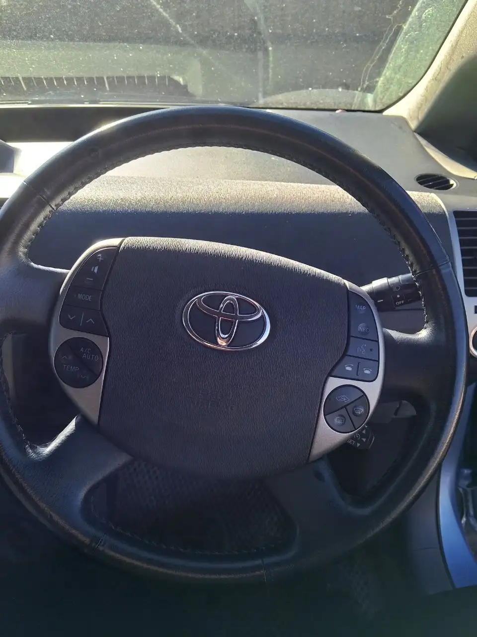 Toyota Prius 2008 года - Авто в Иркутск