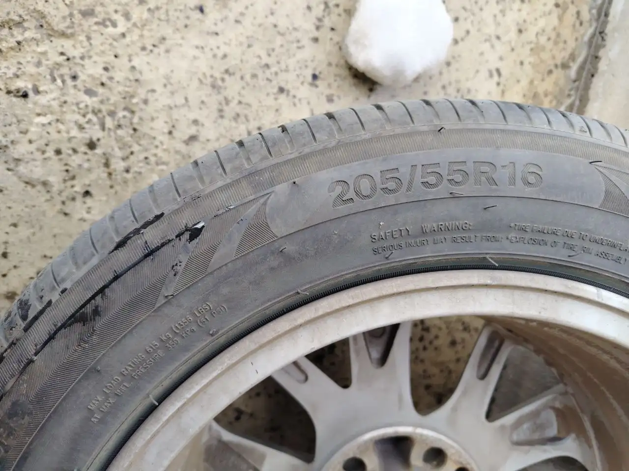 Продам комплект оригинальных дисков ТОЙОТА с шинами TRIANGLE - Запчасти (Авто) в Иркутск